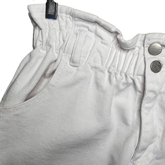 Greene St Denim Women Shorts, High Rise Paper Bag Waist White Jean Shorts, Sz 29 - Picture 5 of 10